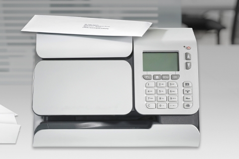 IS-280c franking machine