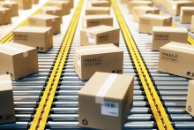 3D rendering parcels on a conveyor belt